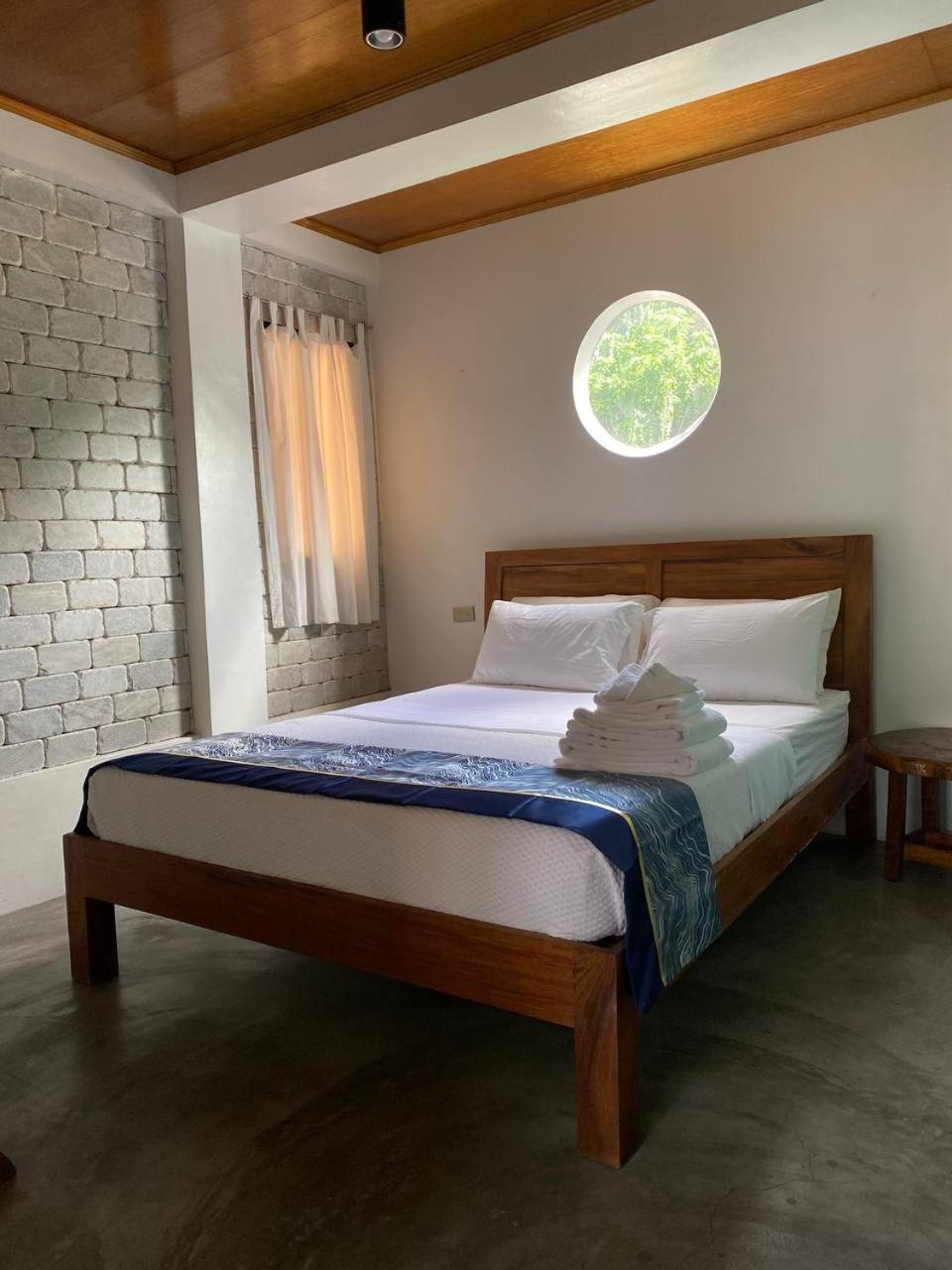 Stone Creek House Bed and Breakfast Romblon Eksteriør billede